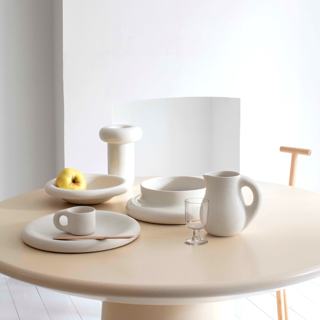 Toogood Dough Ceramic Centerpiece And Vase In Cream