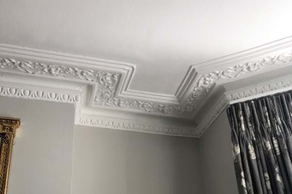 Example of ceiling cornice